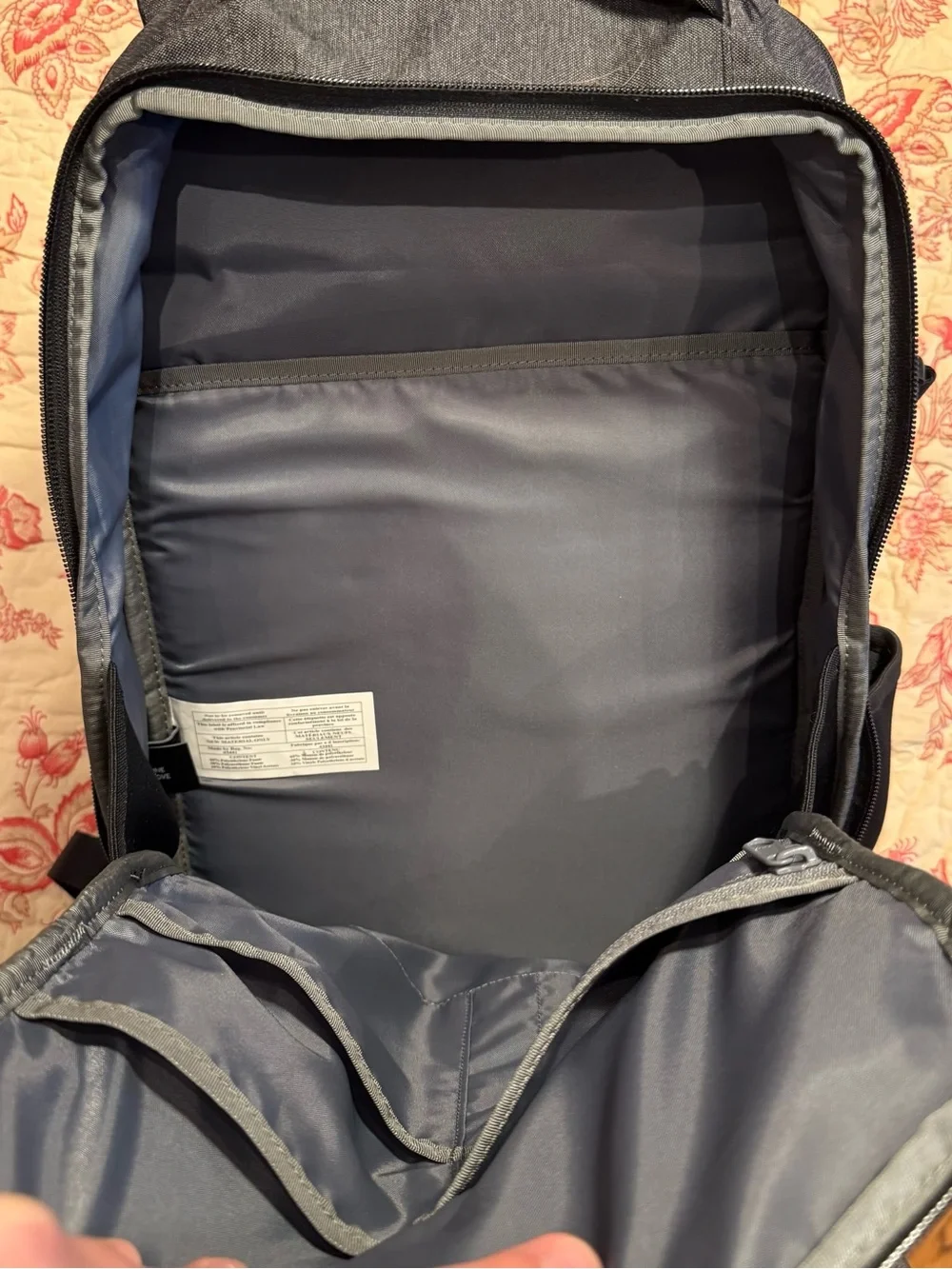 Brand New with tags Timbuk2 Men's Dark Graythe Division Backpack